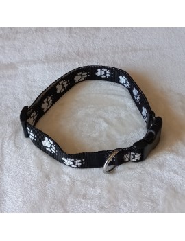 Collier Noir pattes blanches
