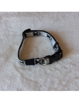 Collier Blanc pattes noires