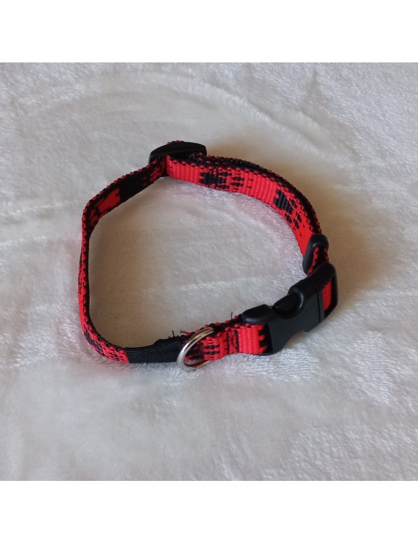 Collier Rouge pattes noires